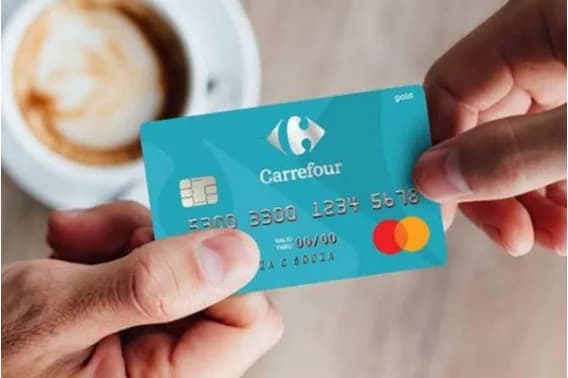 Cartão de crédito para negativado: Carrefour vale a pena?