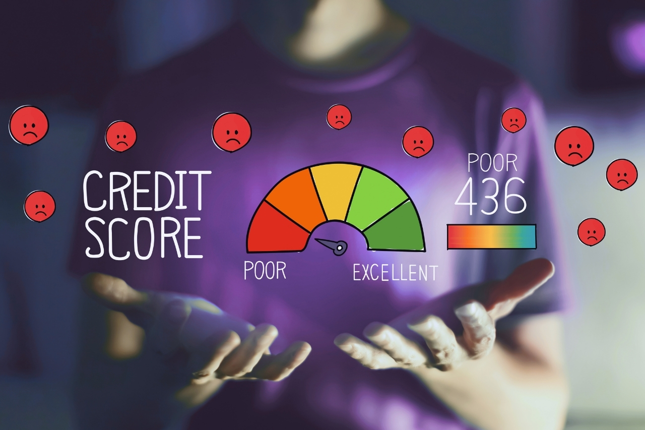 Ilustração representando score de crédito baixo e seu impacto na aprovação de empréstimo ou financiamento